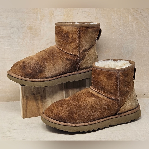 UGG CLASSIC MINI II Chestnut - Picture 2 of 8